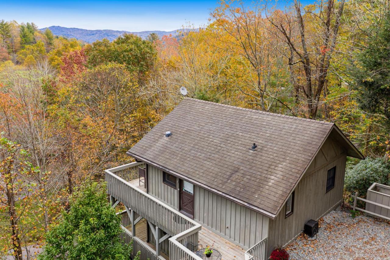 Mogul Road Cottage Banner Elk Exterior photo